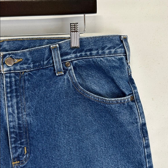 Carhartt 5-Pocket blue jeans.  40 x 30 - Picture 4 of 10
